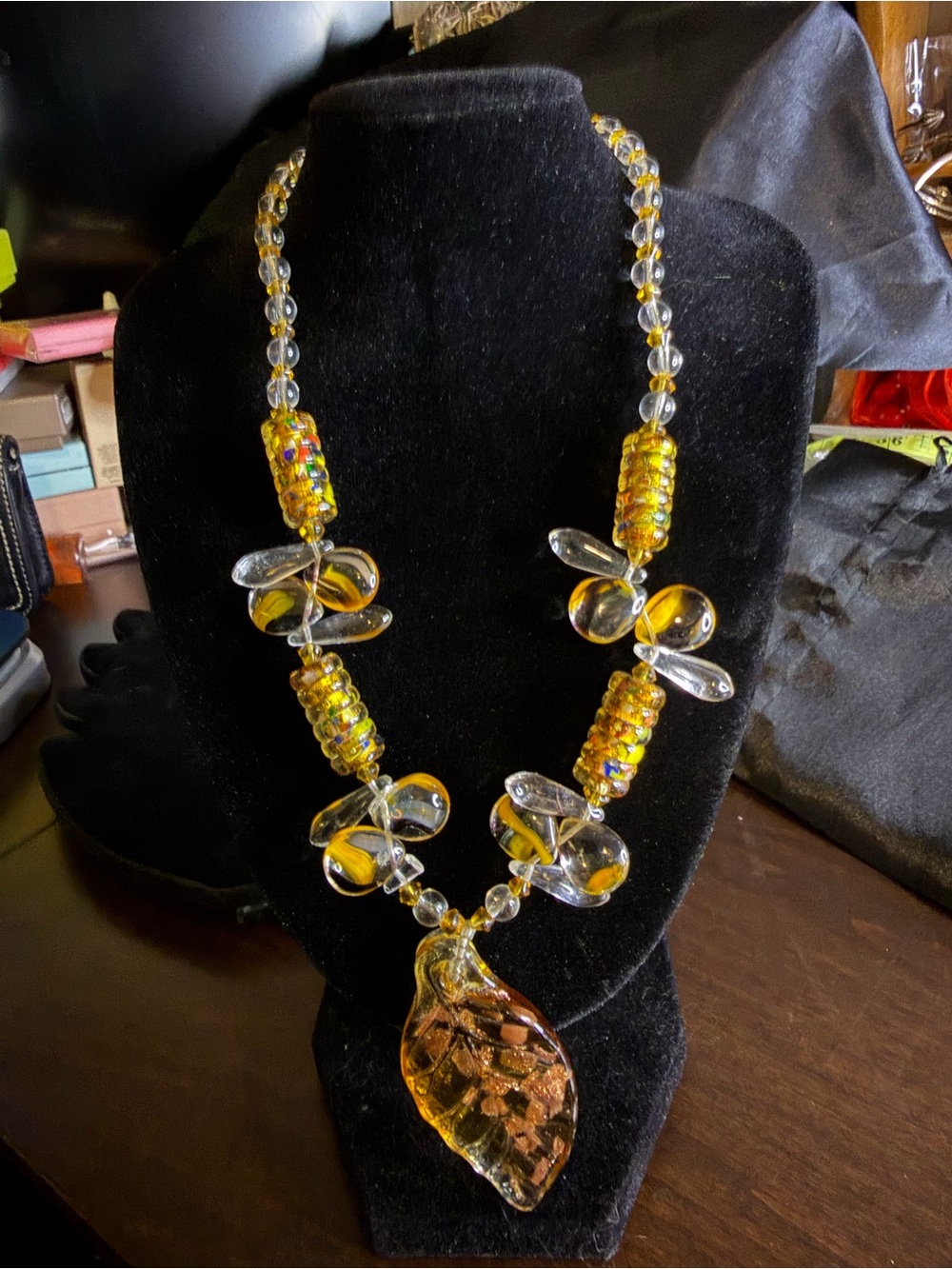 Vintage Murano Venetian Glass Aventurine Leaf Pendant Necklace Amber Gold